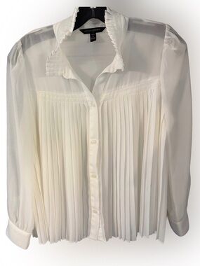Banana Republic Women’s Chiffon Pleated Blouse Ivory Long Sleeve Sz S/P NWOT